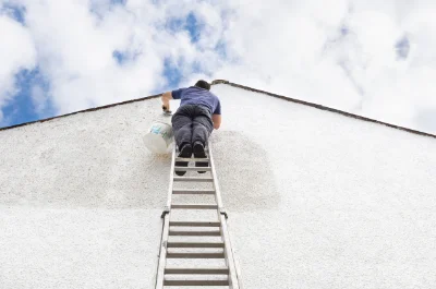 Peinture extérieure à Blomac — façades et ravalement